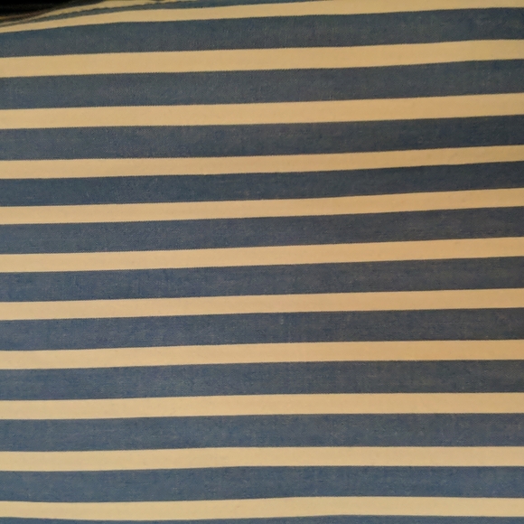 HOLLISTER - Picture 4 of 5